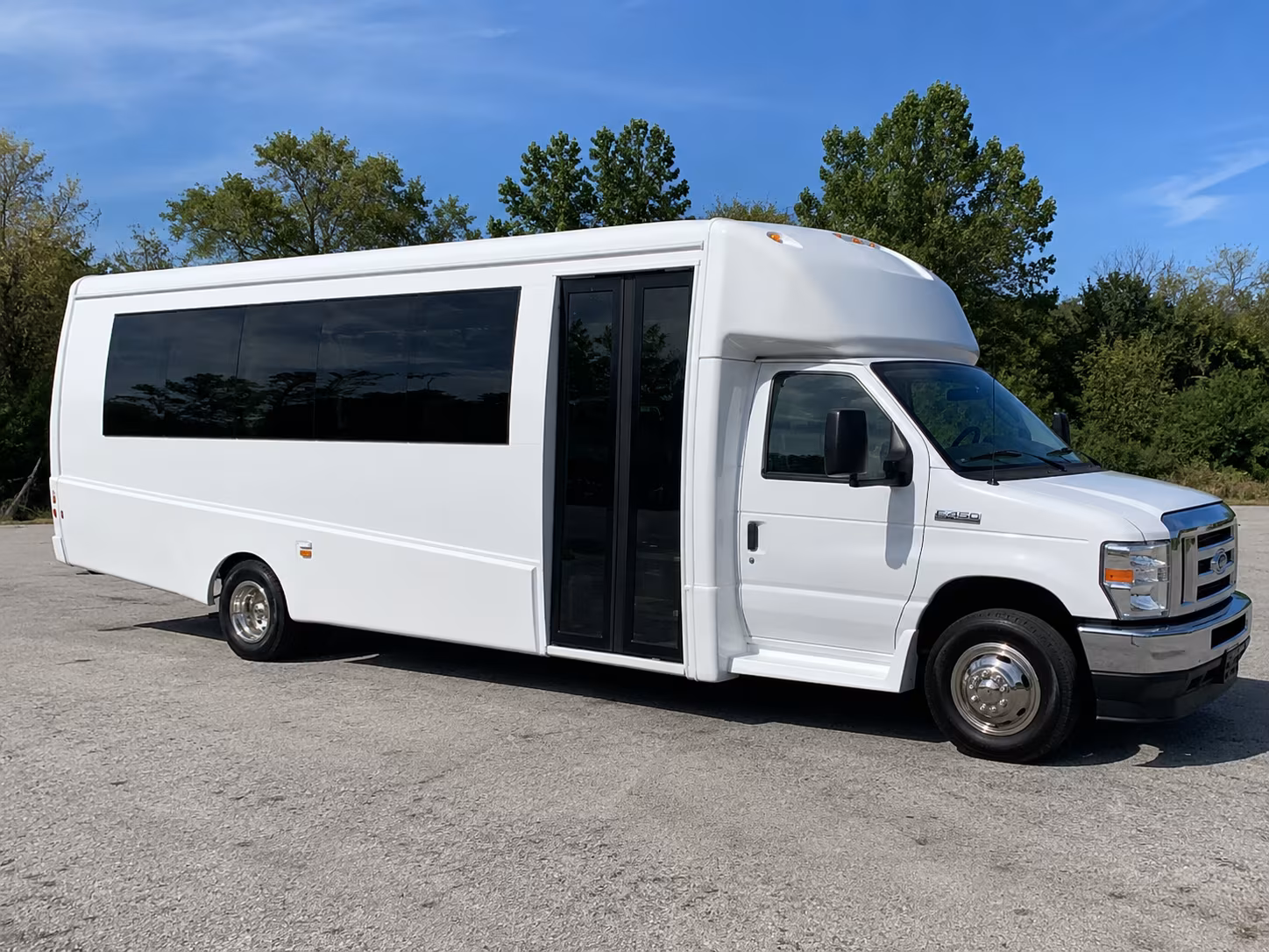 Kingsport Birthday, Sweet 16, & Quinceañera Party Bus Rentals