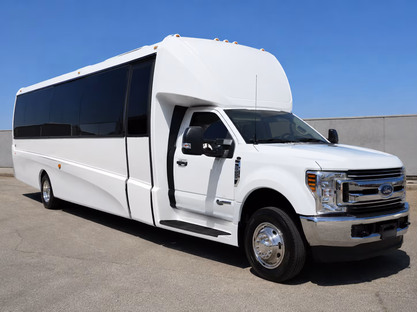 Knoxville School Event Transportation onboard seating