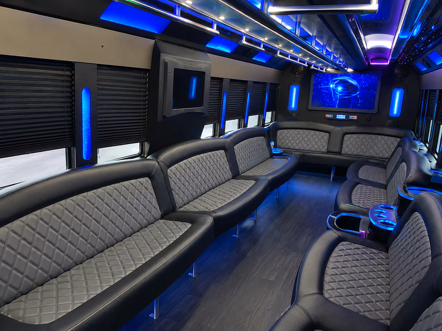 Knoxville Wedding Transportation party bus exterior
