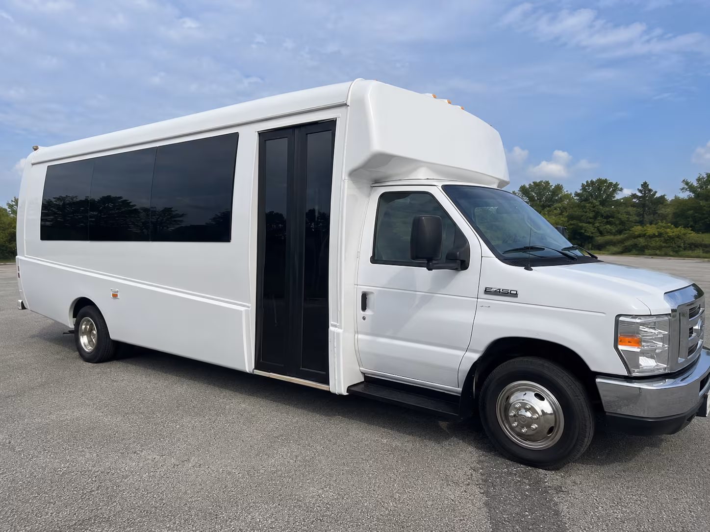 Knoxville Wedding Transportation pickup coordination