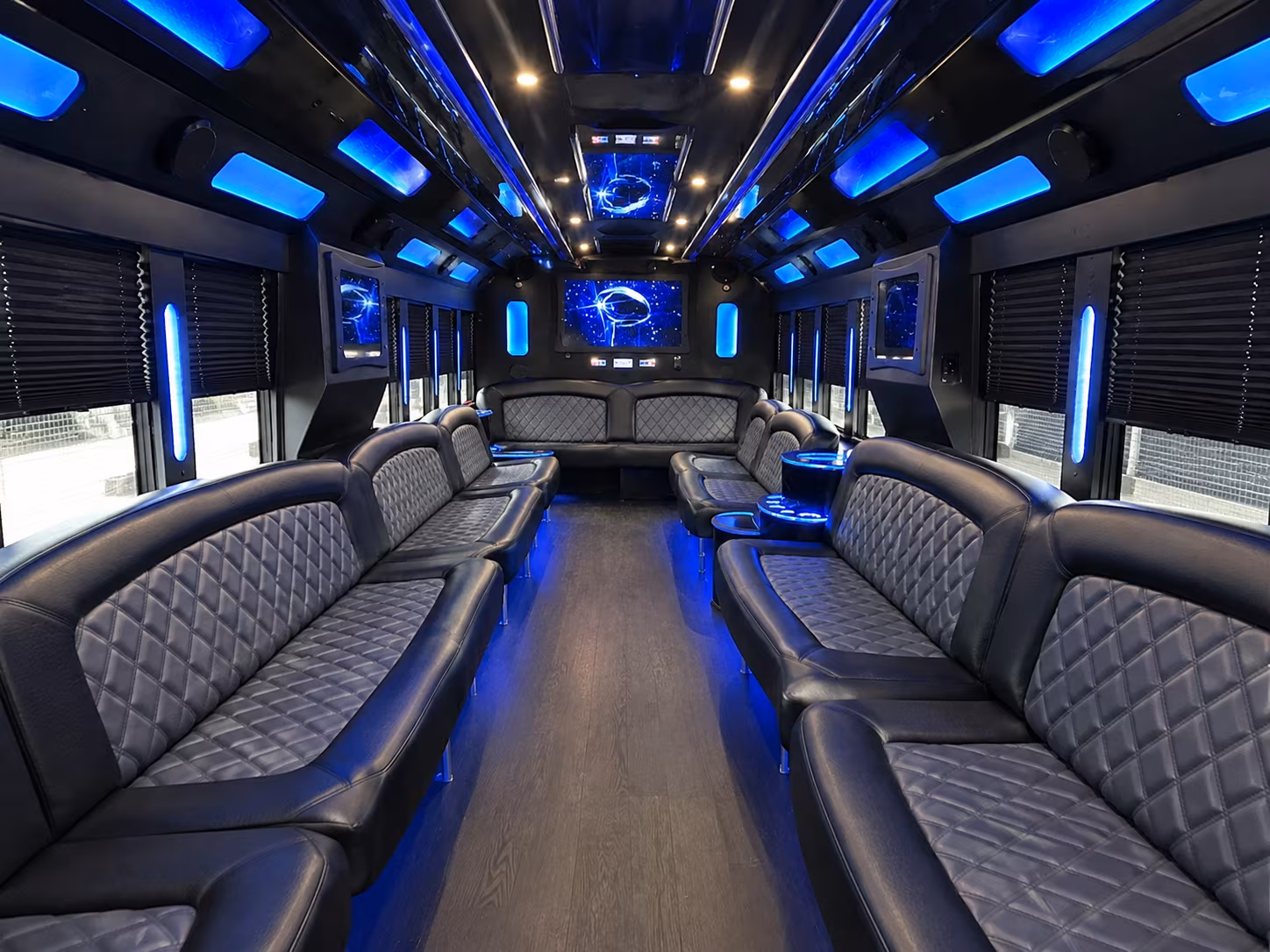 Knoxville Winery Tour & Pub Crawl Transportation party bus exterior
