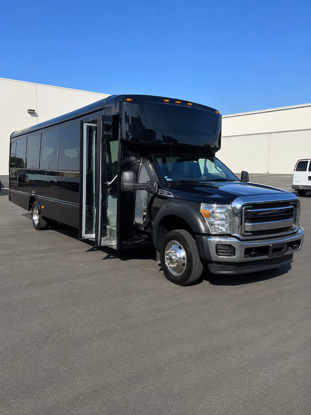 Spartanburg Winery Tour & Pub Crawl Transportation